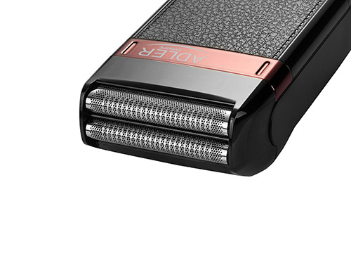 Holící strojček Adler - USB nabíjanie